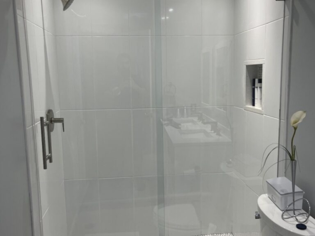 Shower-Glass-Replacement